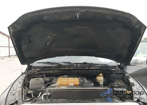 2015 Ram 1500 Laramie из США, поврежденный, VIN 1C6RR7NM7FS609575